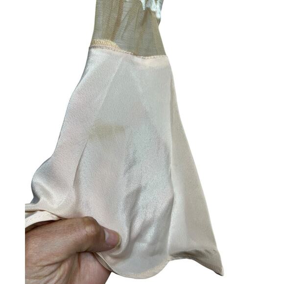 Robed With Love Women’s Pink Hildy Robe / Size- Small - Picture 3 of 16